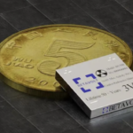 Betavolt lanza batería nuclear del tamaño de una moneda